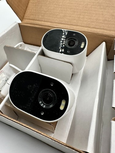 Arlo Essential Spotlight Wire-Free Security Camera - 3 Pk 1080p - NOB - Picture 5 of 7