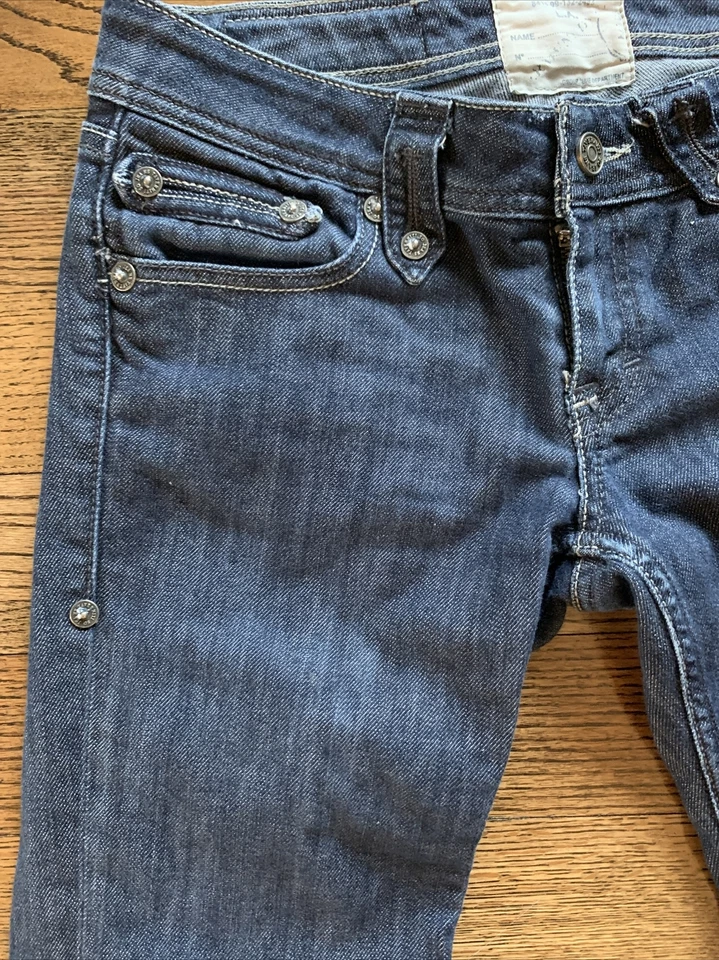 Pantalones de mezclilla para mujer Jimmy Taverniti Birkin 21 acampanados Foto 3 de 4