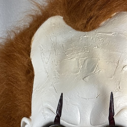 Trick or Treat Studios Deluxe Edition IT Pennywise Clown Licensed Mask - NWT #3 - Picture 2 of 8