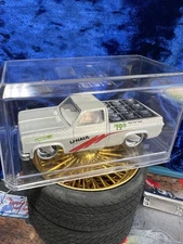 Hot Wheels Custom 83 Chevy Pickup U-Haul