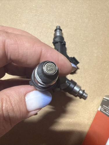 🔥4/Four/ CM-5152 Motorcraft Fuel Injector Gas for Ford Escape Fusion Mercury - Picture 7 of 8
