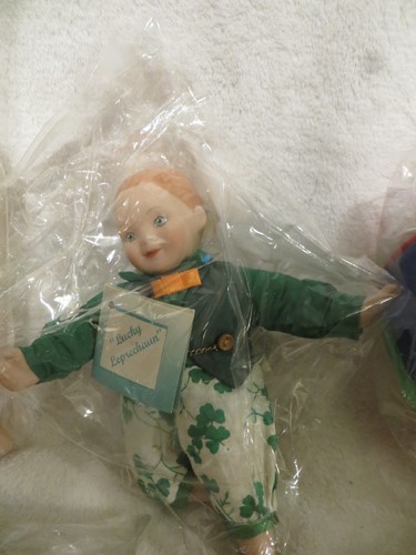 11 Ashton Drake Kalender Babys Porzellan Puppen Nr. Februar Neu in Verpackung - Bild 8 von 21