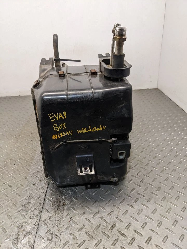 Evaporador de CA compatible con camioneta Nissan 92-97 1173762 Foto 3 de 4