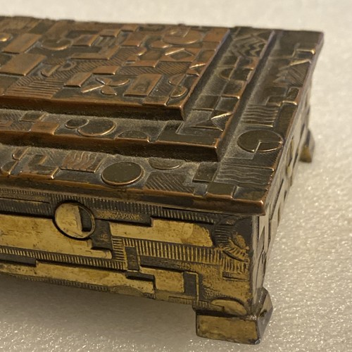COMO ESTÁ, BISAGRA ROTA, CAJA DE CIGARROS SPELTER ART DECO DE COLECCIÓN DISEÑO GEOMÉTRICO - Imagen 4 de 13