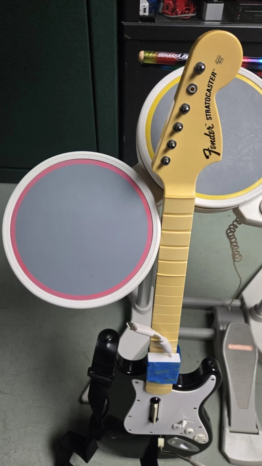 Nintendo Wii Rock Band Guitar Hero/ Guitar, Drums, Pedal, Mic, Sticks & Game - Image 4 of 4