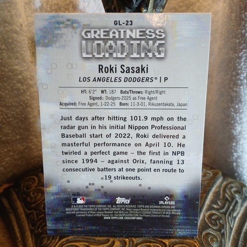 Bowman 2025 - Roki Sasaki (RC) #GL-23 refractor de carga Greatness - Dodgers - Imagen 7 de 7