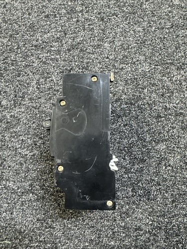 SQUARE D QOB3125VH 3P 125 AMP 22KAIC RATED CIRCUIT BREAKER - Imagen 4 de 6