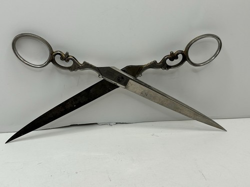 ANTIQUE GLICO GERMAN-MADE 9 -INCH METAL SEWING SCISSORS SHEARS - Picture 8 of 9