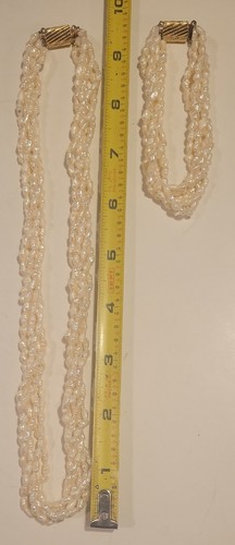 Collar de perlas de semillas de 5 hilos de la década de 1950 de 7" y 5 hilos de cierre en tono dorado   - Imagen 5 de 12