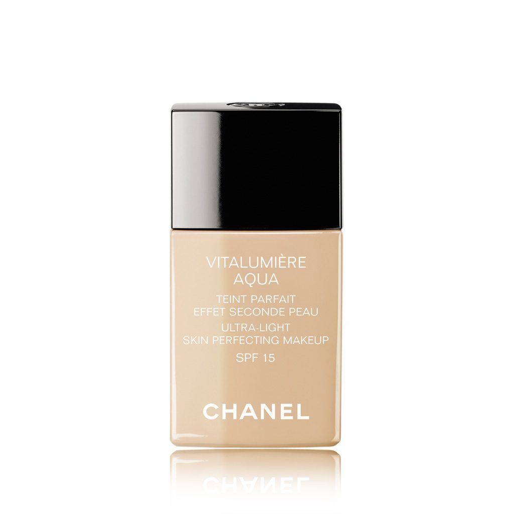  Chanel Vitalumiere Aqua Ultra Light Skin Perfecting