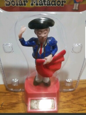 2PC SPANISH Matador BOBBLE HEAD TOY SOLAR POWER CAR DASH OFFICE DESK GIFT mexico