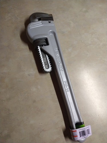 ALUMINUM PIPE WRENCH 14" PITTSBURGH (ALUMINUM HANDLE, STEEL JAWS) - Picture 2 of 3