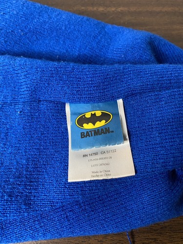 Vintage DC Batman Beanie Hat Blue And Black  Bruce Wayne RARE! - Picture 3 of 4