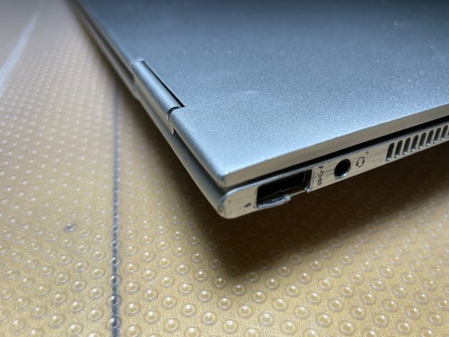 HP Spectre x360 13.3" Touchscreen Intel Core i7-7500U 2.7GHz / 8GB RAM 256GB SSD - Picture 7 of 8