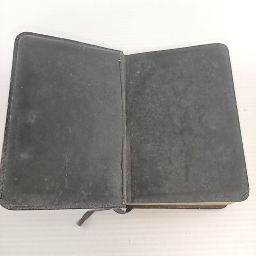 The English Hymnal Humphrey Milford c1936 Pocket Size Black Leather Book - Picture 8 of 18