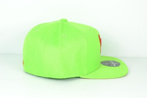 Chicago Bulls Mitchell & Ness Windy City Hat Cap Fitted Size 7 1/4 Neon Green - Picture 6 of 14