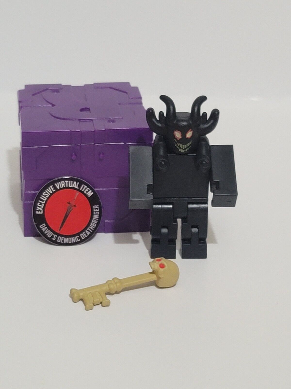 Roblox Series 11 Mystery Pack 1 RANDOM Figure Virtual Item Code Jazwares -  ToyWiz