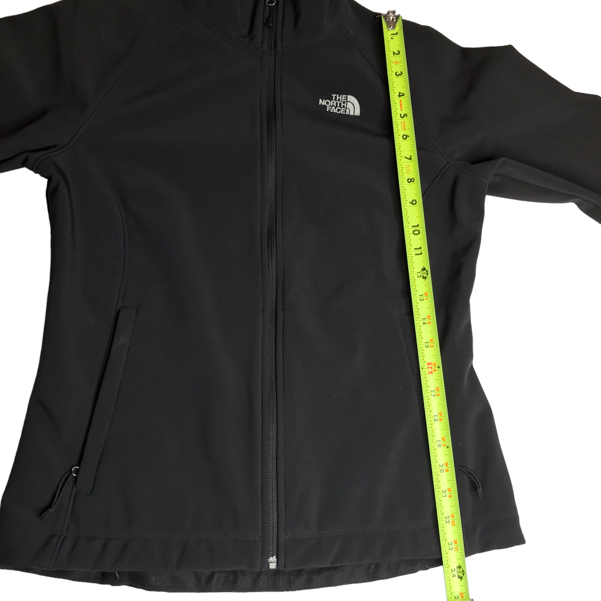 TNF The North Face Windwall Fleece Jacket Full Zip. Black