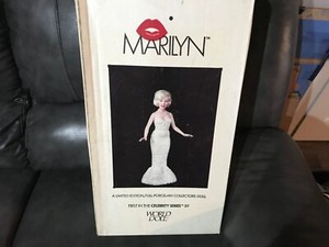 VINTAGE-1983-World-Doll-Full-Porcelain-Cream-Sequin-Marilyn-Monroe-Rare-NEW
