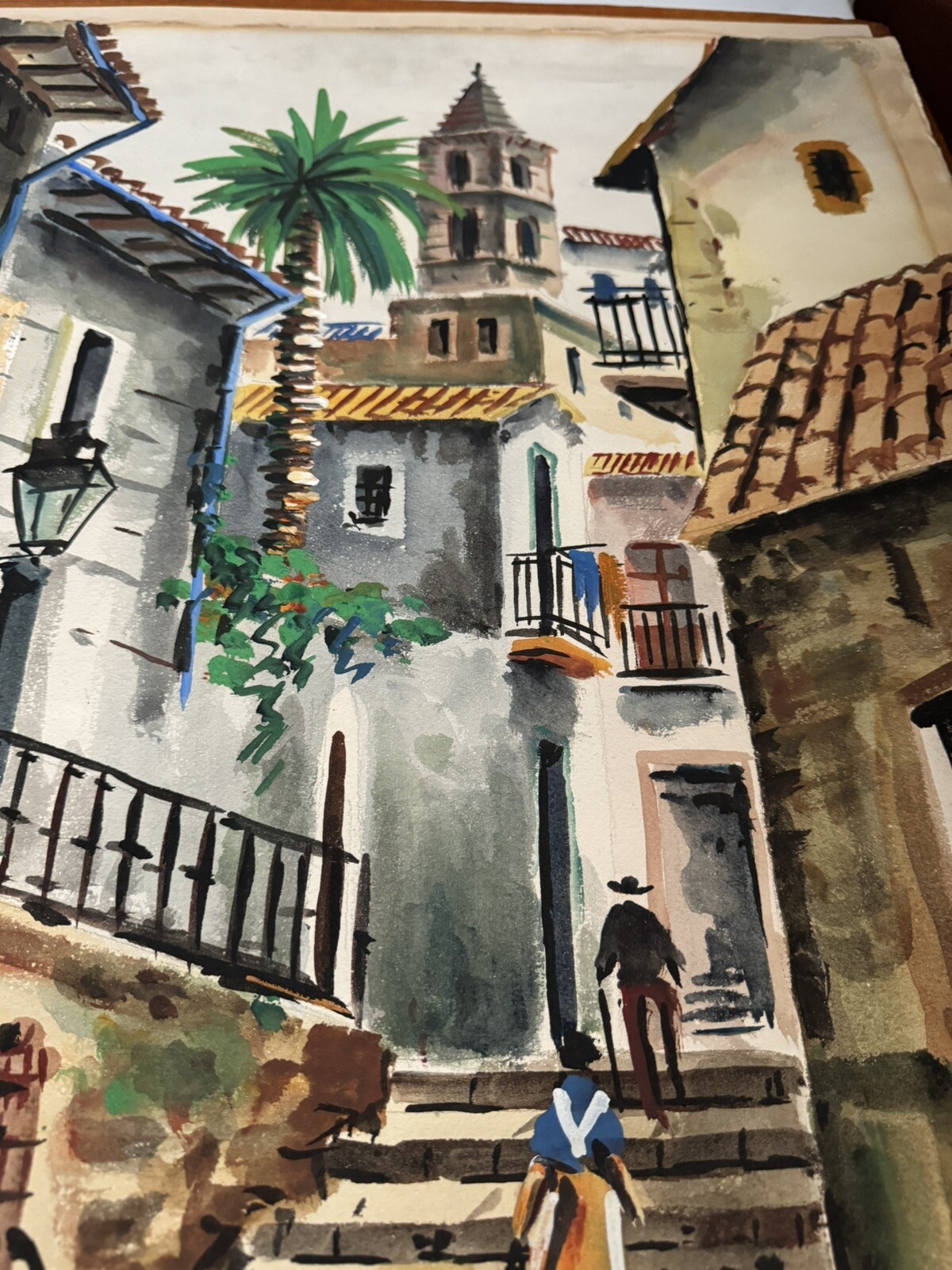 Foto 4 di 16