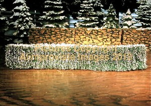 Dept-56-Snow-Village-Accessory-THREE-SISAL-HEDGES-52662-NeW-MINT-FabULoUs