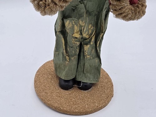 Vintage Christmas Caroler Couple porcelain Face & Hands Paper Mache Clothes... - Picture 6 of 18