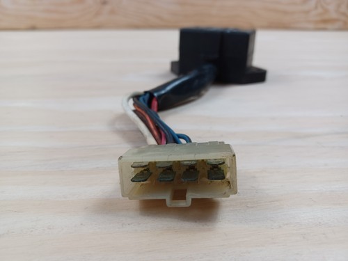 Triumph Daytona / Speed Triple / Sprint / Tiger / Trident / Trophy Fuse box - Picture 10 of 20