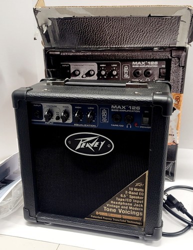 Peavey MAX® 126 Amplificatore per basso 10 Watt combinato - Foto 2 di 8