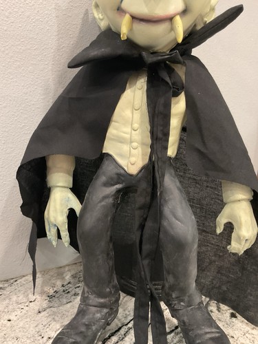 Vintage 1999 Paper Magic Group Hanging Halloween Vampire Dracula Latex 20” - Picture 7 of 12