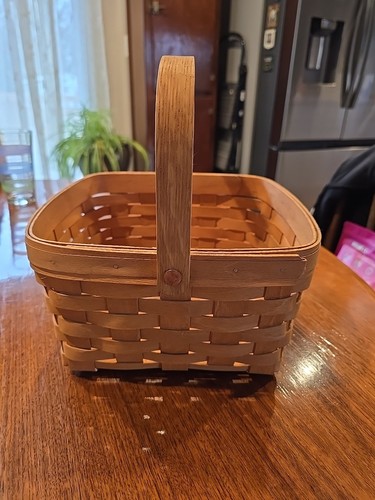 2003 Gerald Henn Square Splint Basket with Swivel Handle Copper Grommets 9 Inch - Picture 1 of 6