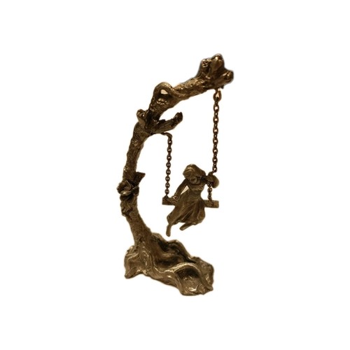 Vintage Rawcliffe Zinnbaum mit schwingendem Mädchen Top Zustand  - Bild 1 von 10