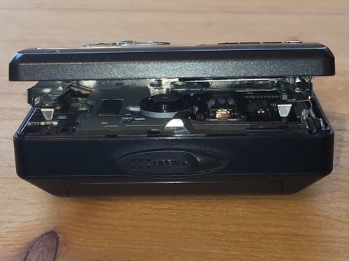 Schwarze Sony Minidisk Walkman MZ-R501 in Top Zustand mit Hülle - Bild 10 von 12