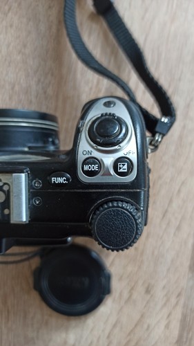 Nikon coolpix 5000 vintage.  Macchina fotografica digitale. 567 - Foto 8 di 21