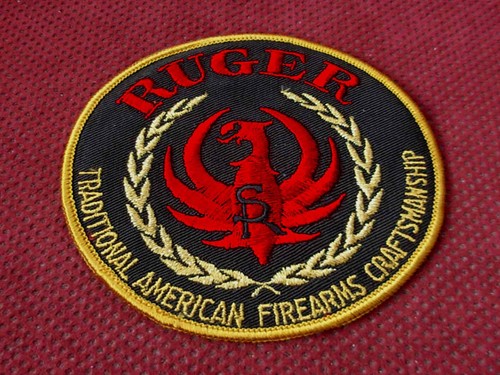 UNITED STATES - RUGER - TRADITIONAL AMERICAN FIREARMS CRAFTSMANSHIP SLEEVE PATCH - Picture 2 of 6