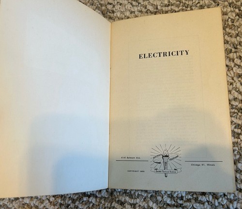 Vintage 1955 DeVry Technical Institute Electronics Course Books 5 Booklets - Picture 3 of 15