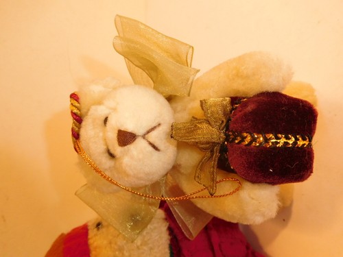 ++ RUSS Vier Weihnachts-Plüschtiere Schneemann - Teddy mit Geschenk ca. 14cm - Picture 6 of 9