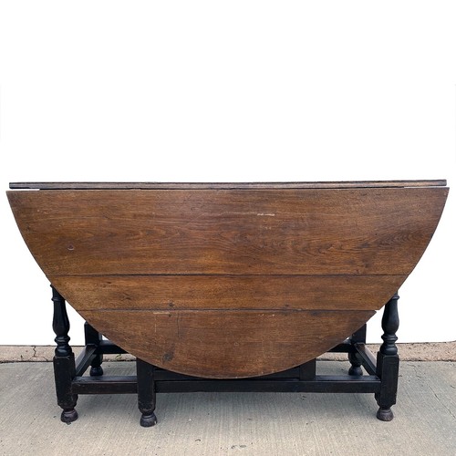 Large Antique English Georgian Oak Oval Gate-Leg Dining Table c. 1780 - Picture 12 of 18