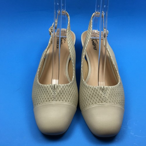 Womens 10 Wide Trotters Dea Slingback Pumps Bone Diamond T7001-128 Shoes - Picture 2 of 7