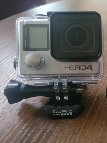 2 GoPro Action Cameras w/waterproof cases accessories / carrying case(Pre Owned) - Picture 6 of 21