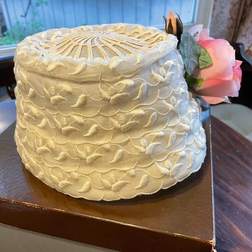 Vintage White Cloche Hat & Box — Amy New York Designed for Dayton's Oval Room - Picture 2 of 17