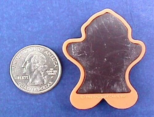 Hallmark MAGNET Christmas Vintage GINGERBREAD MAN Cookie 1985 - Picture 2 of 2