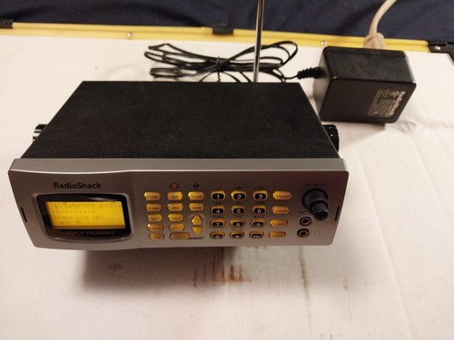 Radio Shack Triple Trunking Pro-163 Scanner 20-163 - Barely Used - Works