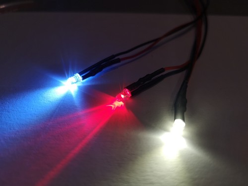 Lot 10/20 Led Câblées ∅ 3mm Rouge/Blanc Chaud/Froid 12V Modélisme Trains HO - Picture 3 of 3