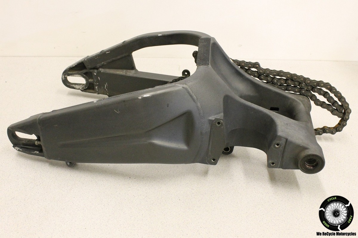 2007 KAWASAKI ZX 600 P NINJA SWING ARM WITH DRIVE CHAIN OEM