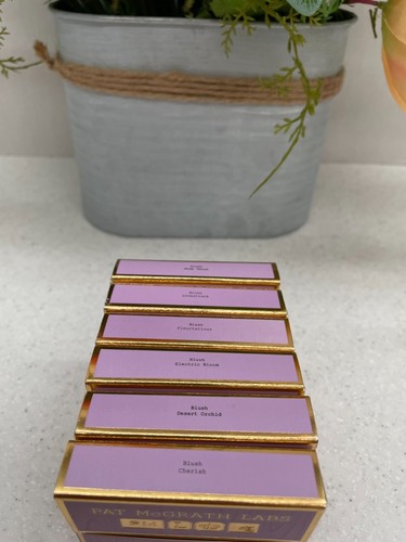 PAT McGRATH LABS Skin Fetish Divine Powder Blush (You Pick ) NIB 0.34 oz / 9.7 g - Picture 3 of 10
