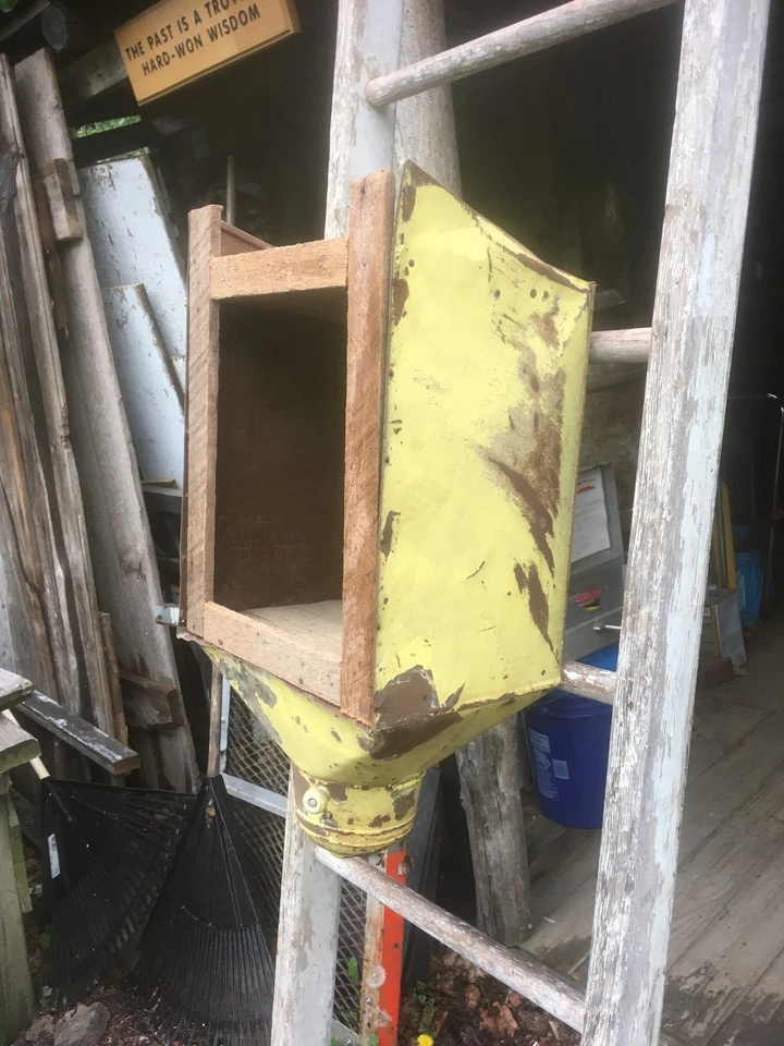 Primitve Kitchen Metal Cabinet Shelf Flour Bin  Country Cottage Decor - Image 4 of 4