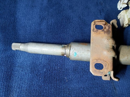 95-04 Toyota Tacoma Steering Column Base No Tilt W Ignition Switch No Cylinder - Picture 3 of 9