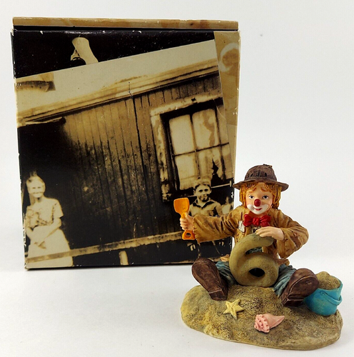 NUOVO Vintage Little Emmett Kelly 6° Compleanno Clown at the Beach 1994 Flambro - Foto 6 di 13