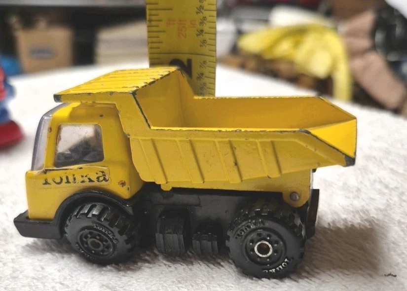 Vintage Tonka Toys 1992 Tonka Man Figure - Small Tonka Dump Truck - Image 4 of 4