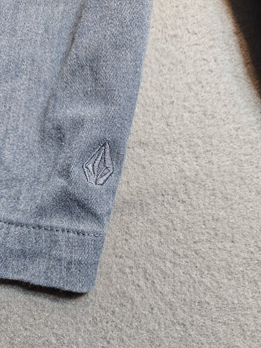 Volcom Shorts Mens 30 Blue Chino Classic Fit Casual Walk Skateboard - Picture 8 of 9